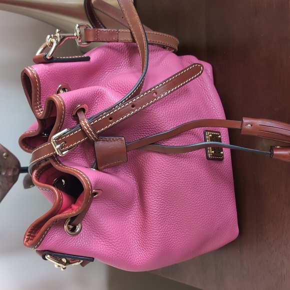 Dooney & Bourke Tassel Front Bucket Bag Aimee In Geranium Pink 💕NWT - Picture 8 of 16